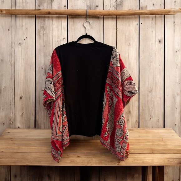 BLUE OCTOBER Band T  with Kantha Sleeves Boho Handmade One of A Kind - Picture 3 of 3